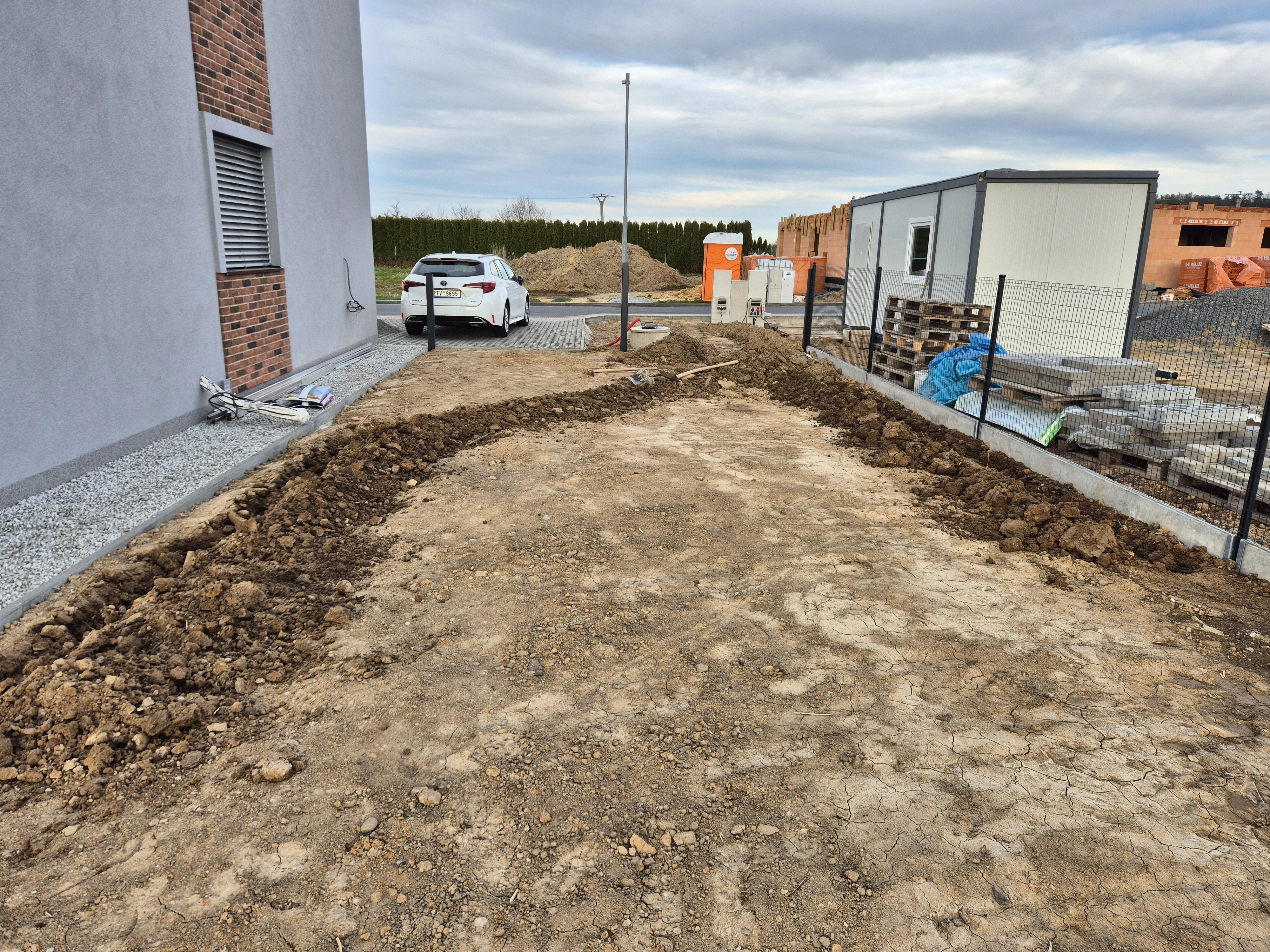 Příprava pozemku pro zahradní úpravy