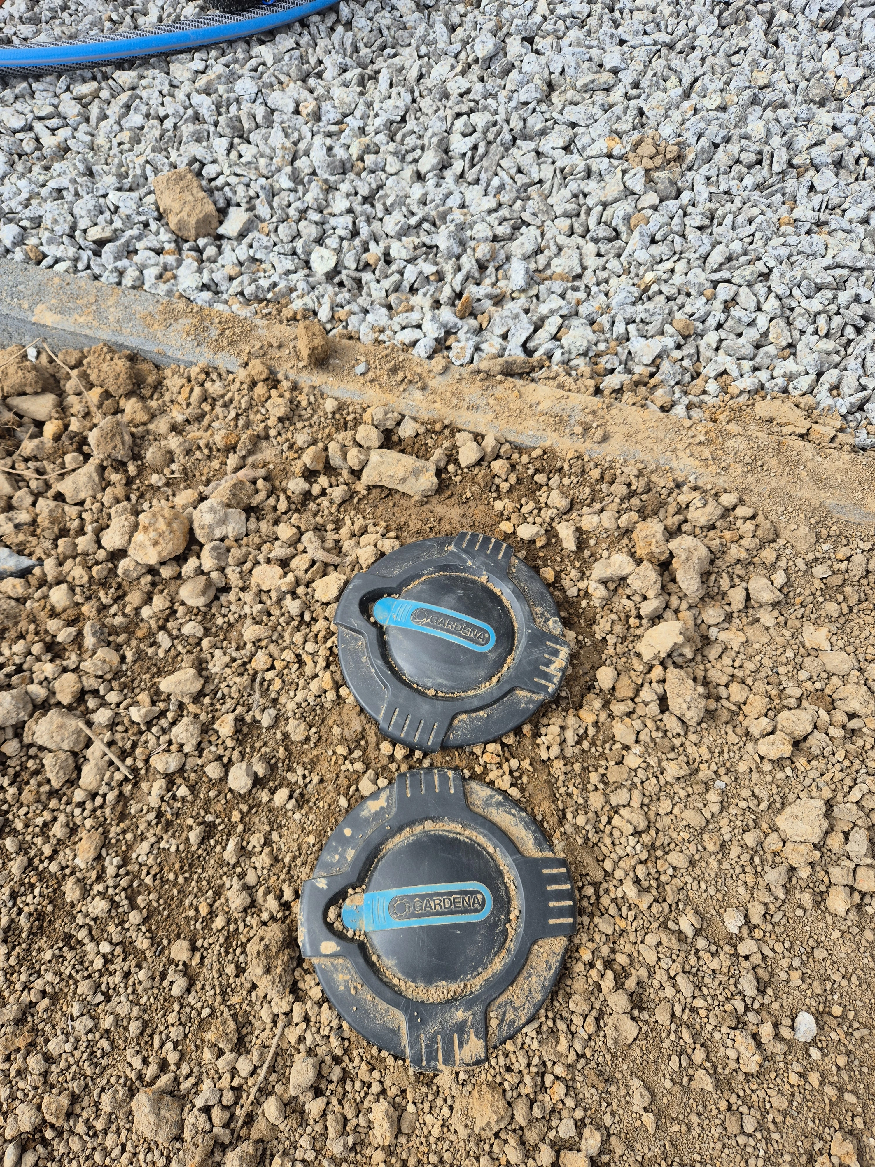 Instalované zavlažovací hlavice